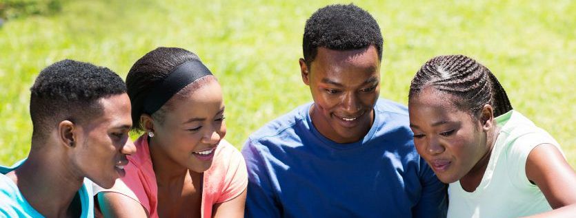 FVSU Students together on a laptop