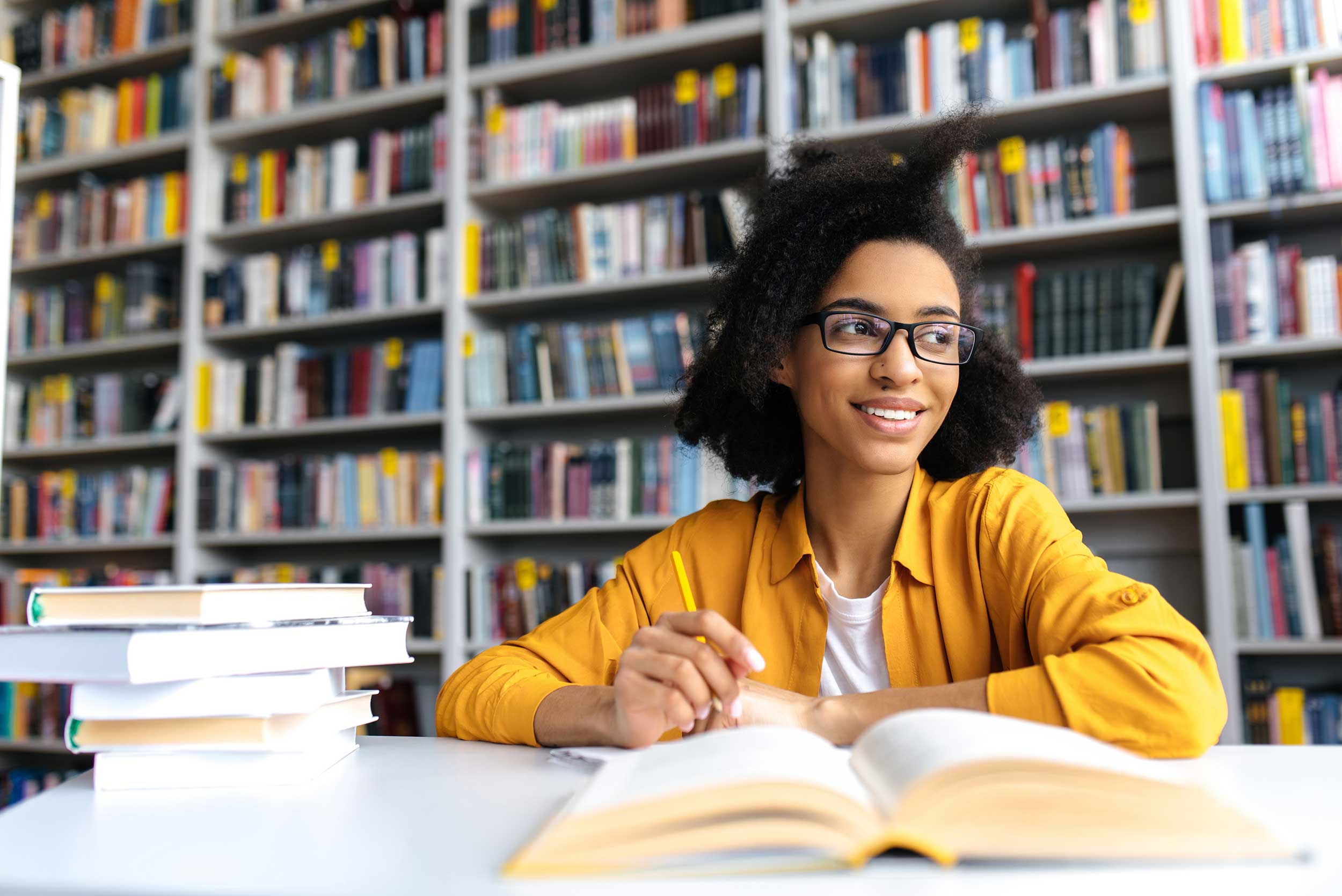 Student in library